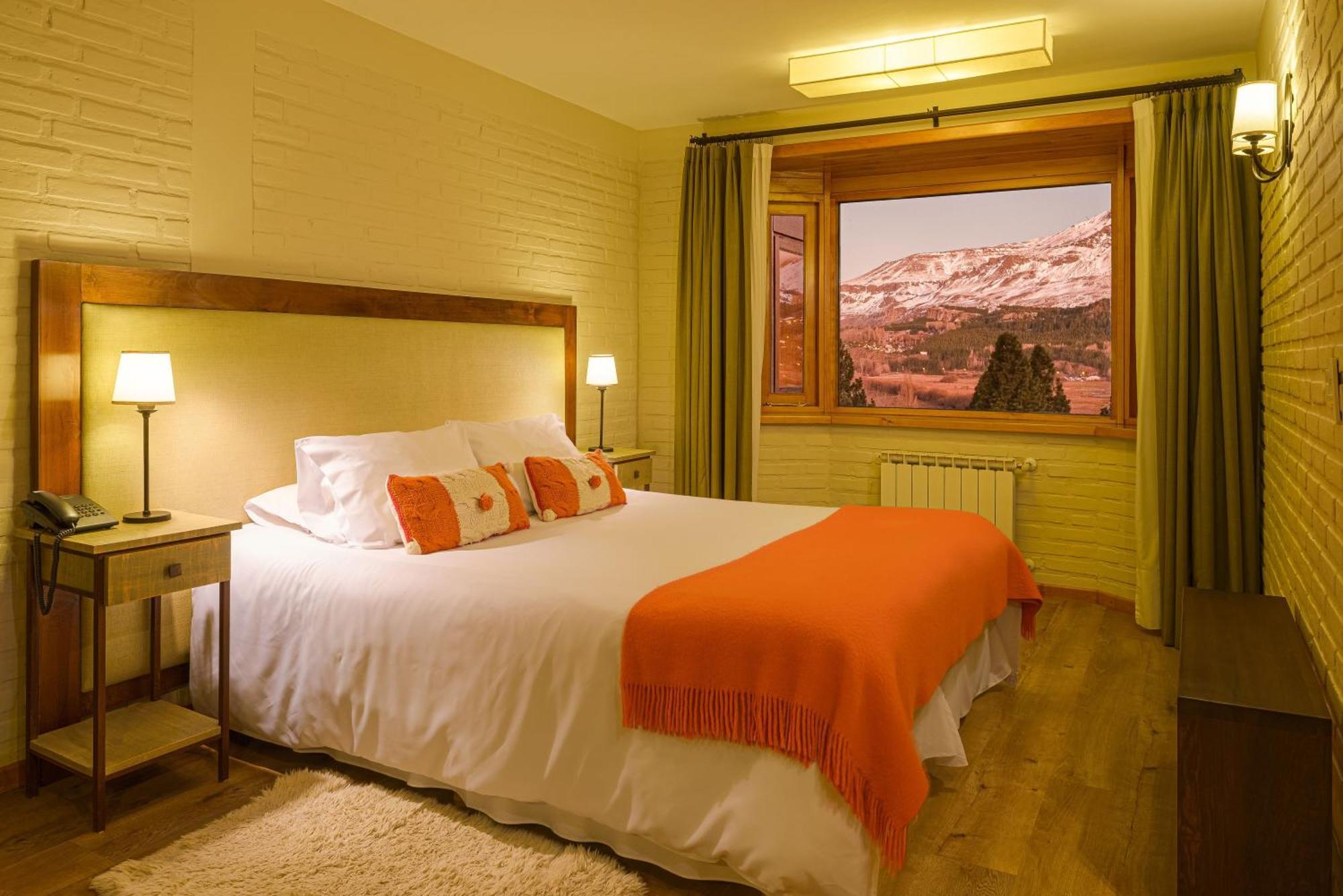 Hotel Casona Del Alto San Martín de los Andes Exterior foto