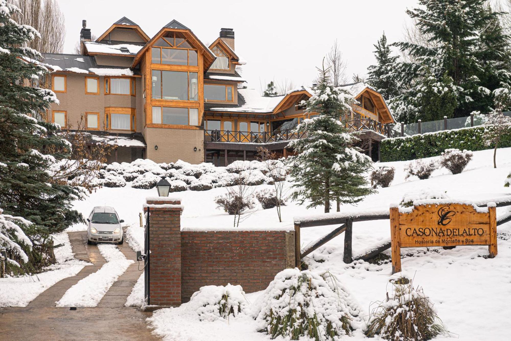Hotel Casona Del Alto San Martín de los Andes Exterior foto